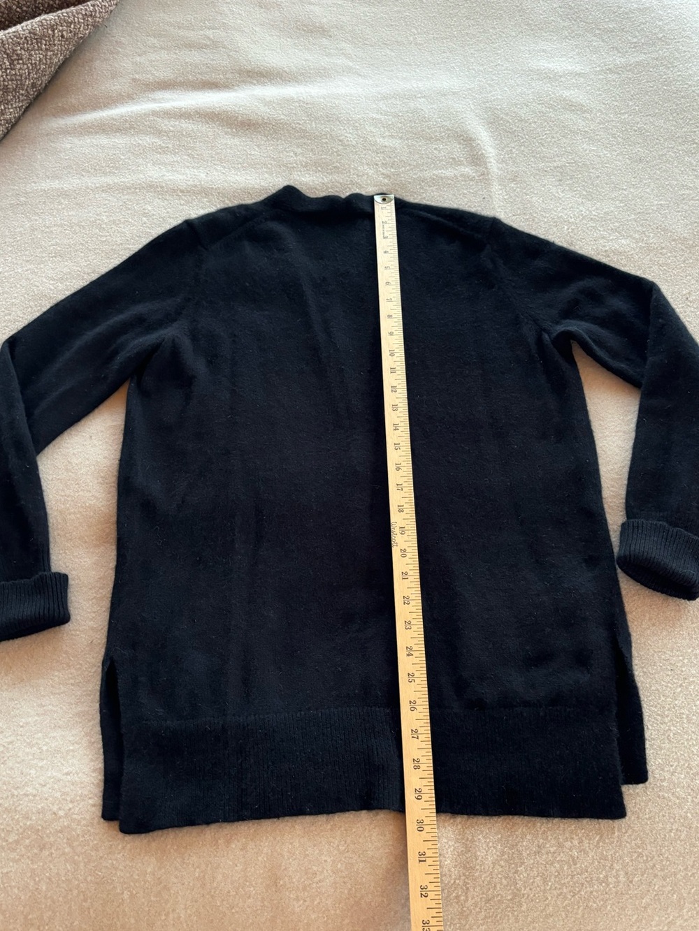 Everlane Cashmere Cardigan - Picture 5 of 5